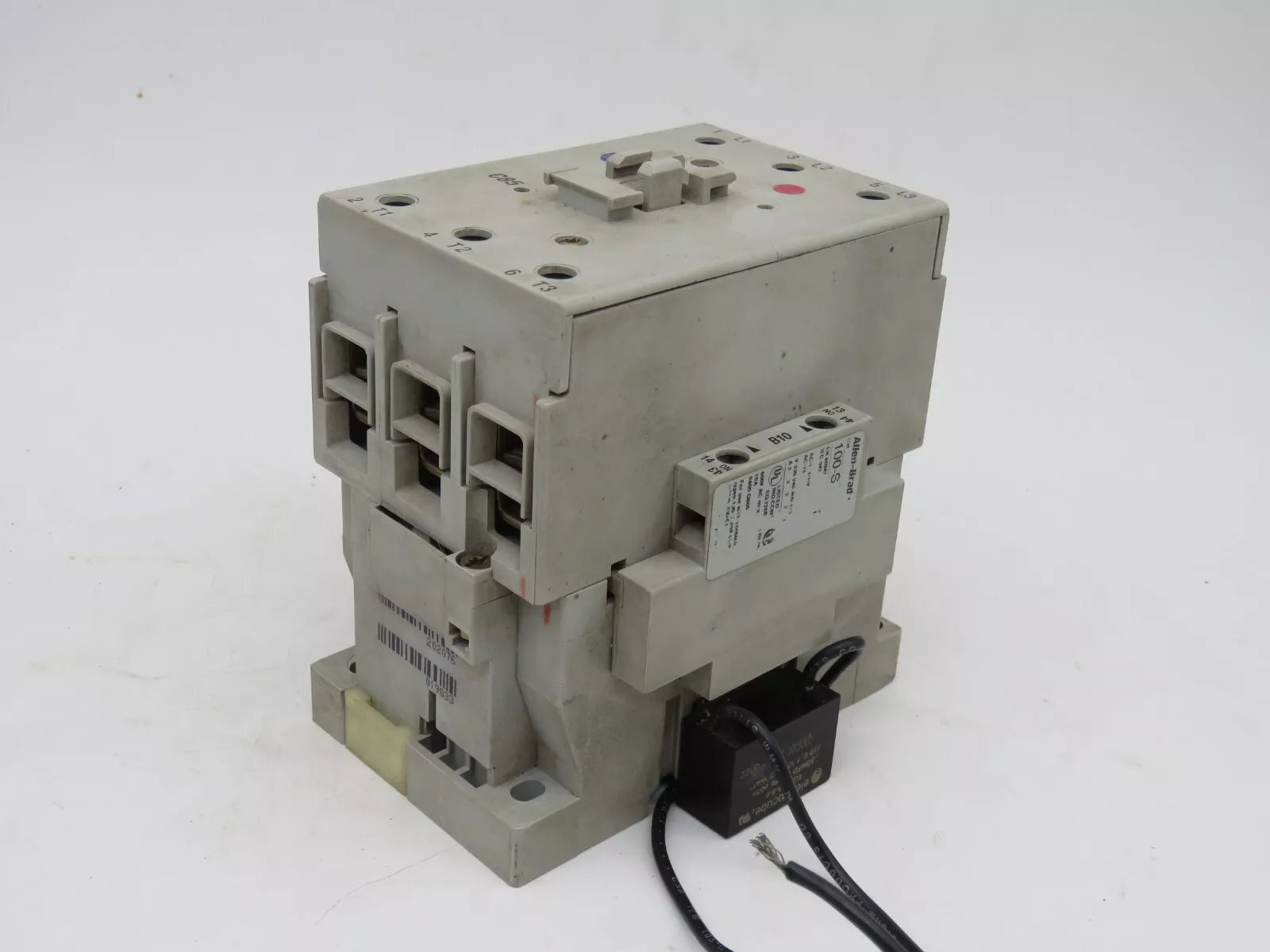 Allen Bradley 100C8500 Contactor 3 Pole Series A