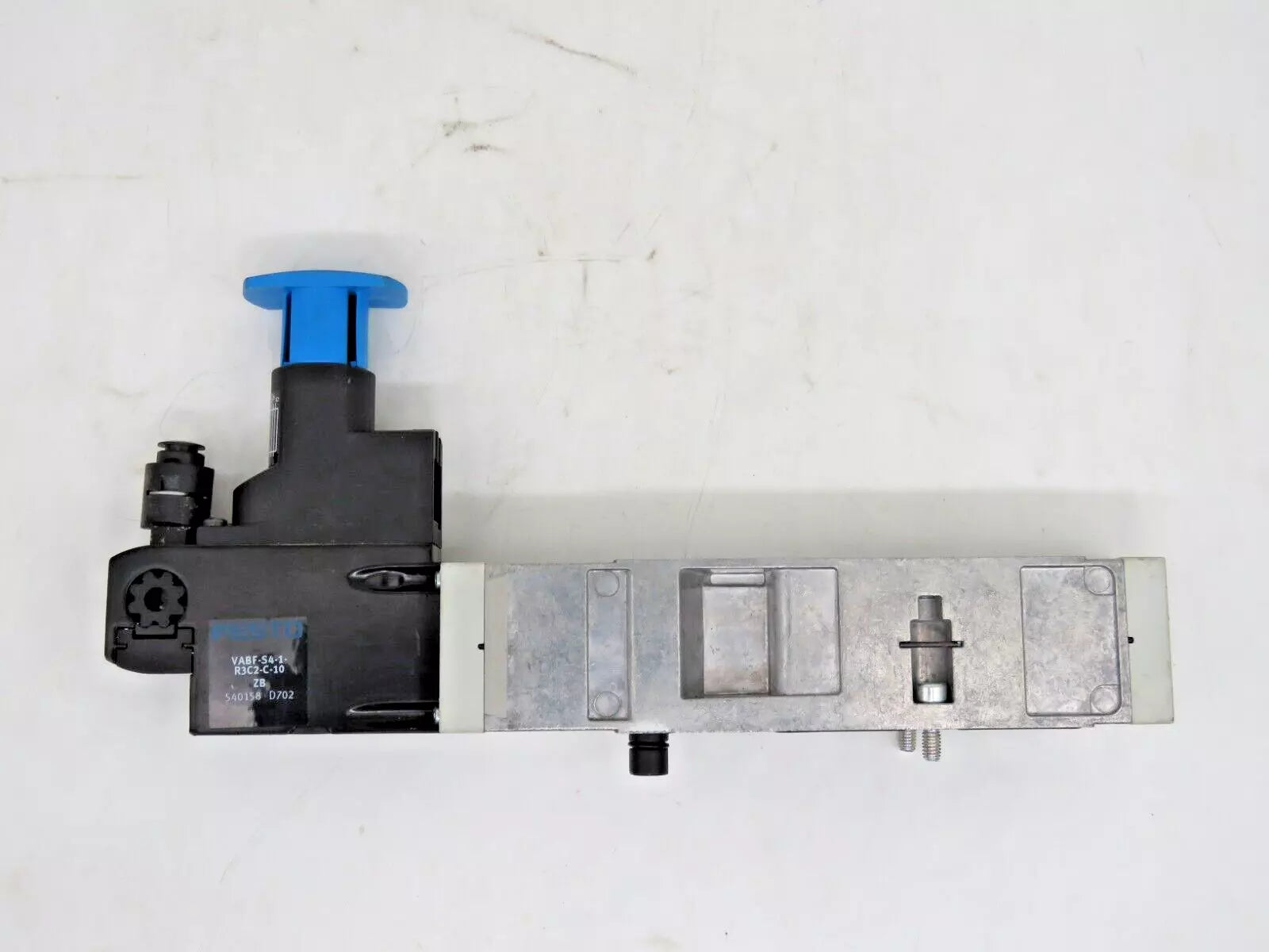 Festo VABF-S4-1-R3C2-C-10 ZB Solenoid Valve Regulator Plate VABF Series 26MM