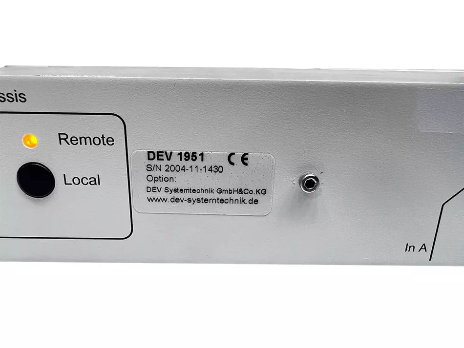 DEV Systemtechnik 1951 Universal Switch Chassis 1RU with 2 DEV 11-0005 DPST switches