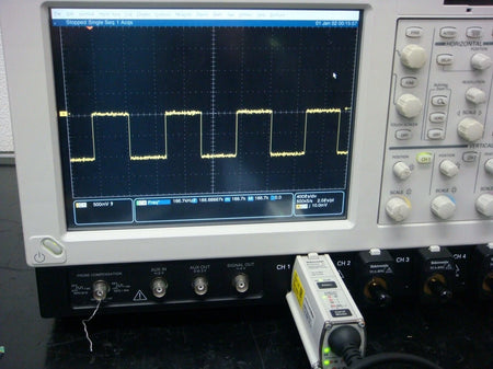Tektronix P7513A TriMod Differential Probe, 13 GHz, for TekConnect