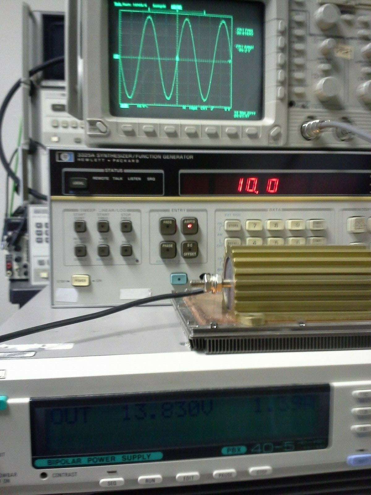 Power Amplifier 30kHz BW 40V 5A Programmable Bipolar Power Supply by Kikusui