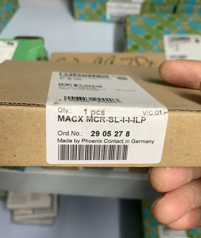 1 PC NEW Isolator MACX MCR-SL-I-I-ILP 2905278#B13 CL