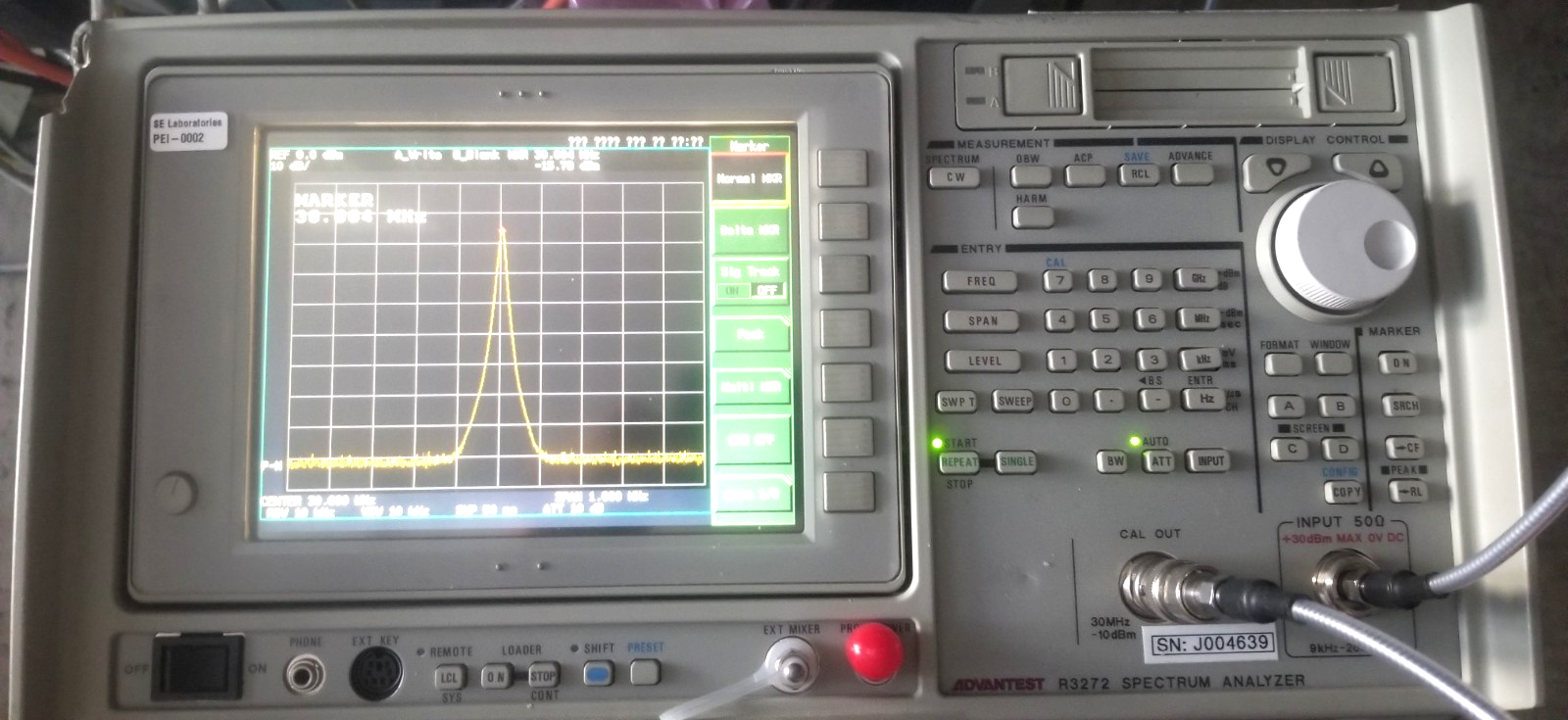 Advantest R3272 26.5GHz Spectrum Analyzer