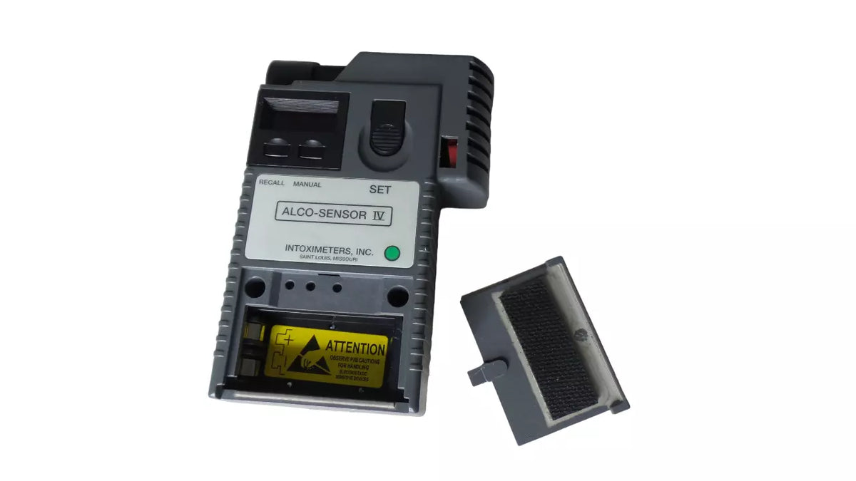 INTOXIMETERS ALCO-SENSOR IV Breathalyzer 