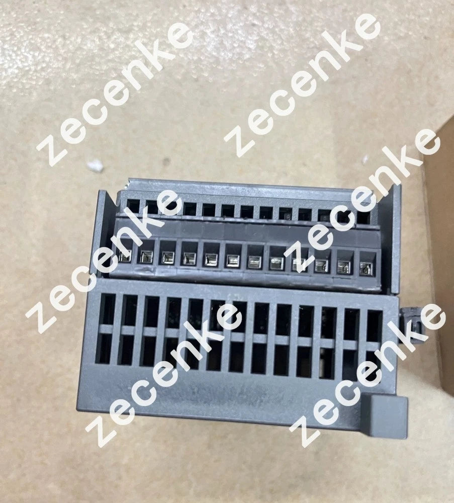 SIEMENS 6ES7 231-0HC21-0XA0 Module 6ES7231-0HC21-0XA0