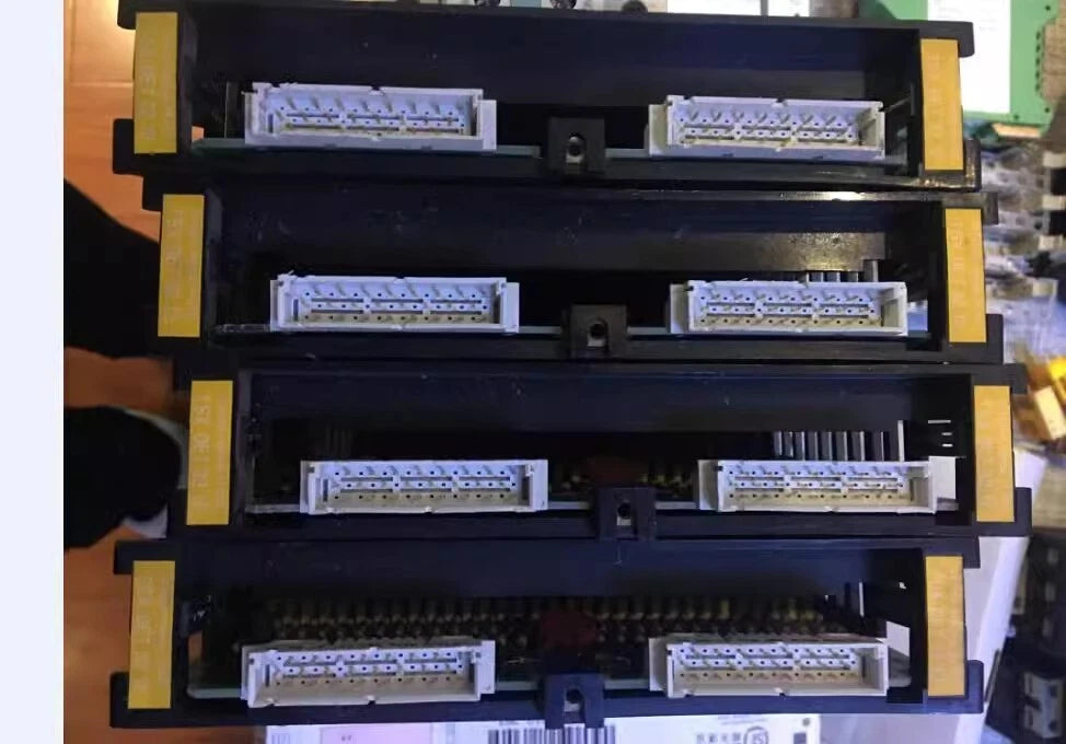 TSX DET 3212 Module for Reliable Industrial Automation Systems