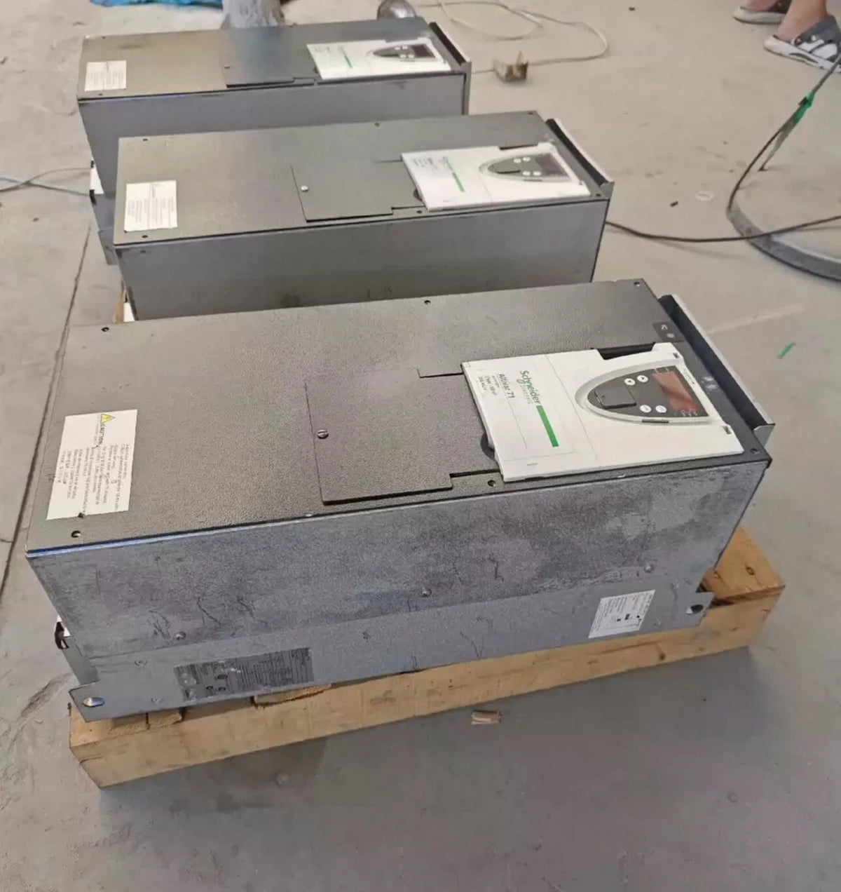 Schneider Electric ATV71HD37N4Z Variable Speed Drive