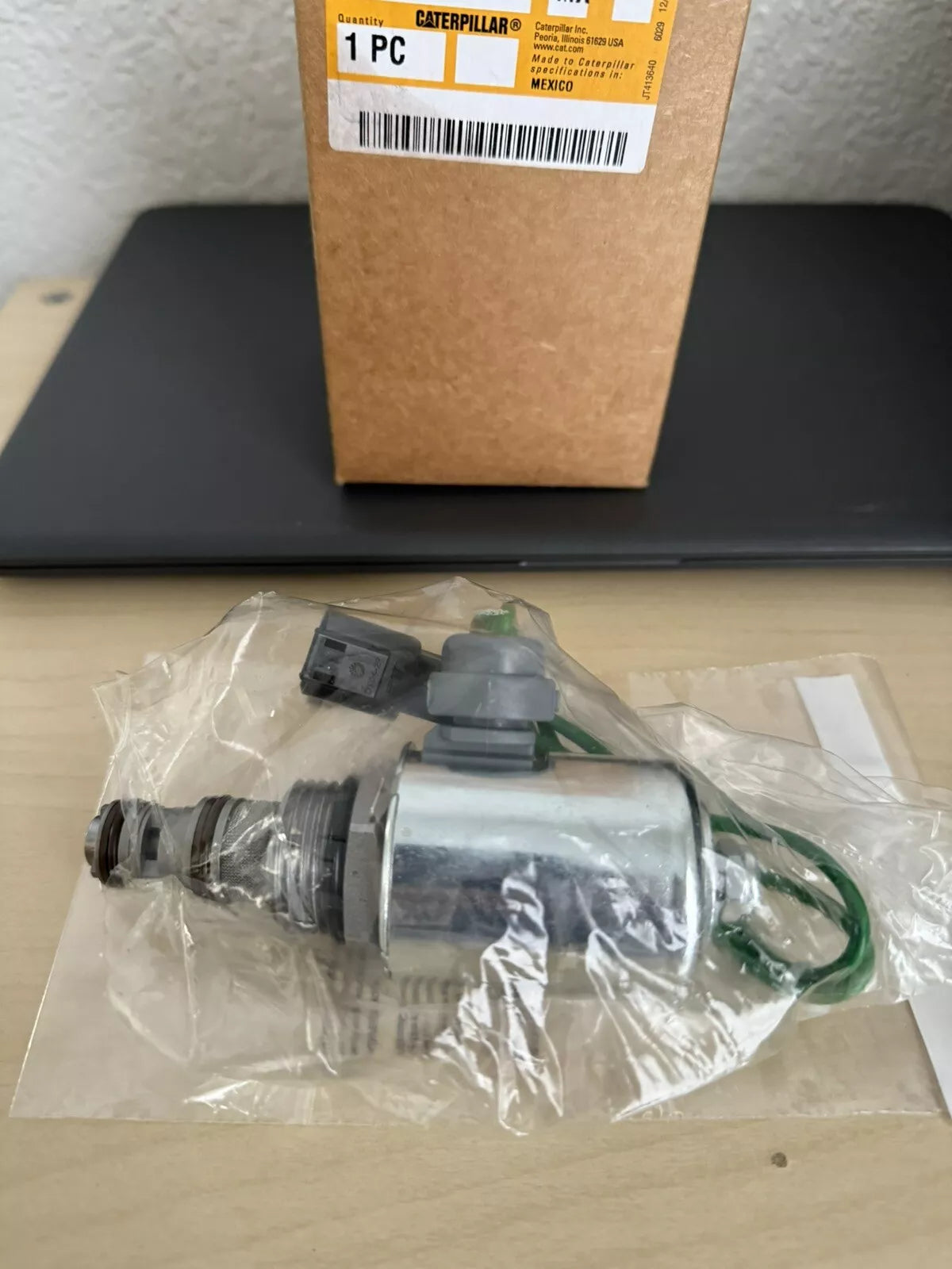 Caterpillar 302-3813 Valve Group - New Sealed