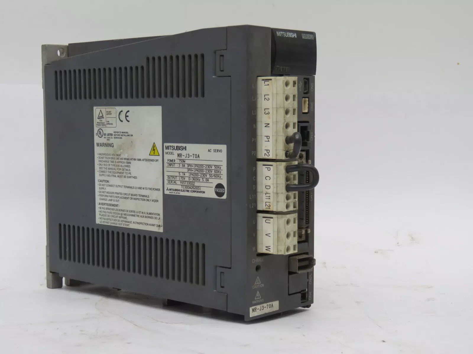 Mitsubishi MR-J3-70A 750W Servo Drive in Good Condition
