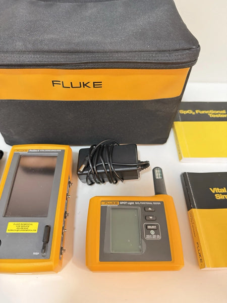 FLUKE Biomedical ProSim 4 & Spot Light Kit with Bag & Charger (Tested)