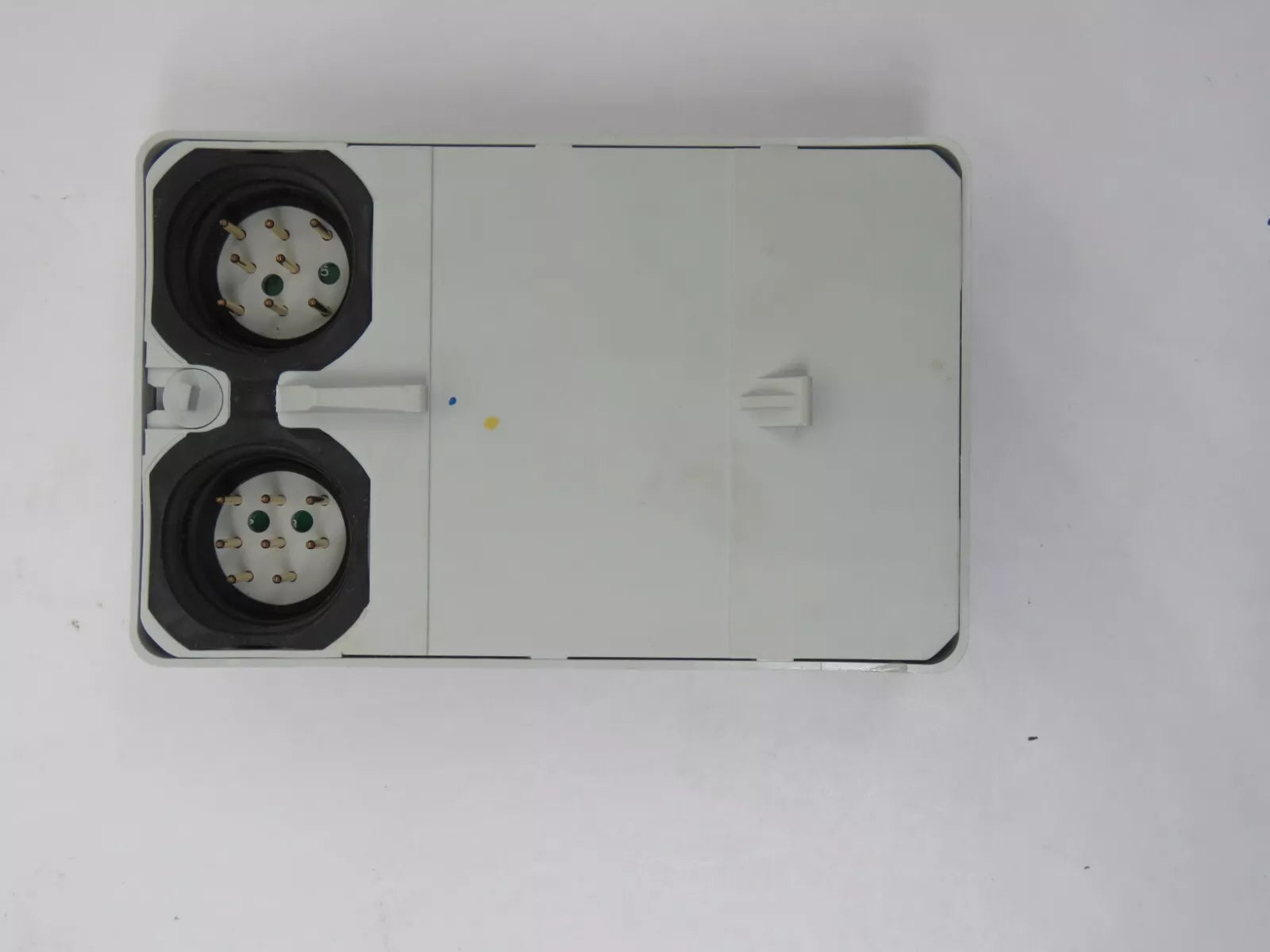 Allen Bradley 1738-0B8EM12 Digital Output Module ArmorPoint I/O 3 Amp 24V DC 2W
