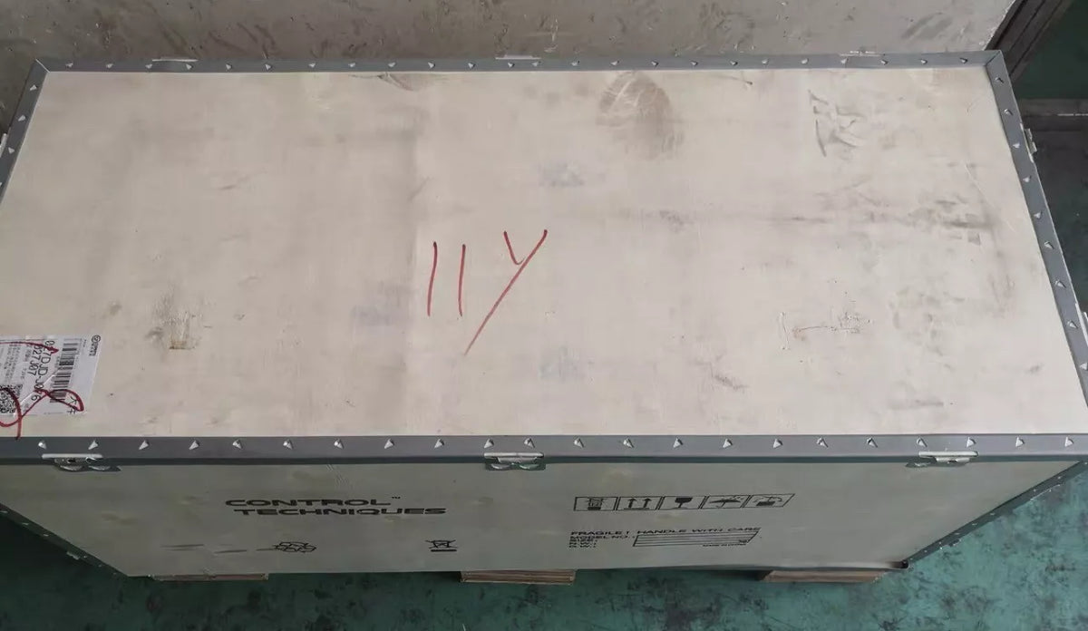 Unidrive SP 4402 Control Techniques 3ph-3ph