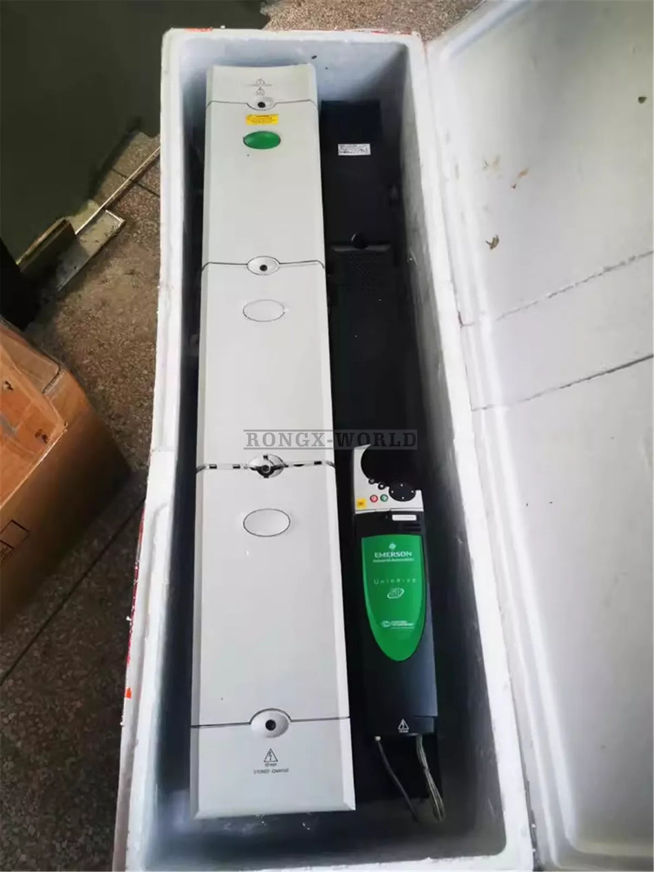 1PCS Nidec Frequency Converter SP6401 Unidrive SP Series 90kW/110kW