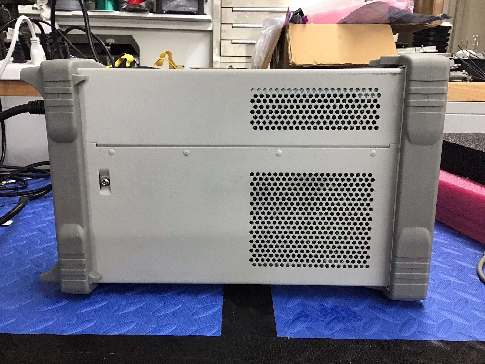 🔥Agilent 33250A 80 MHz Function/Arbit rary Waveform Generator w/Opt1 ~ CAL'D!