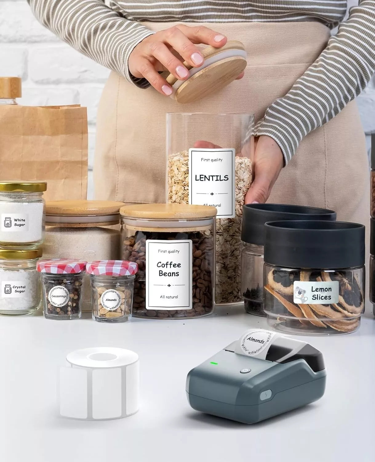NIIMBOT B1 Label Printer with 1 Roll Starter Tape Bluetooth Label Printer