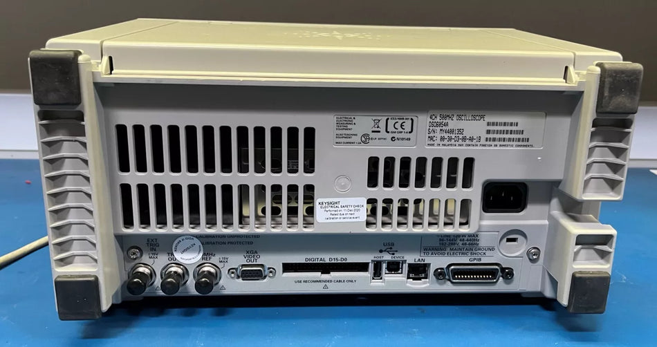 Agilent Keysight DSO6054A Oscilloscope 4-Channels 500MHz MSO/mem8M/E00