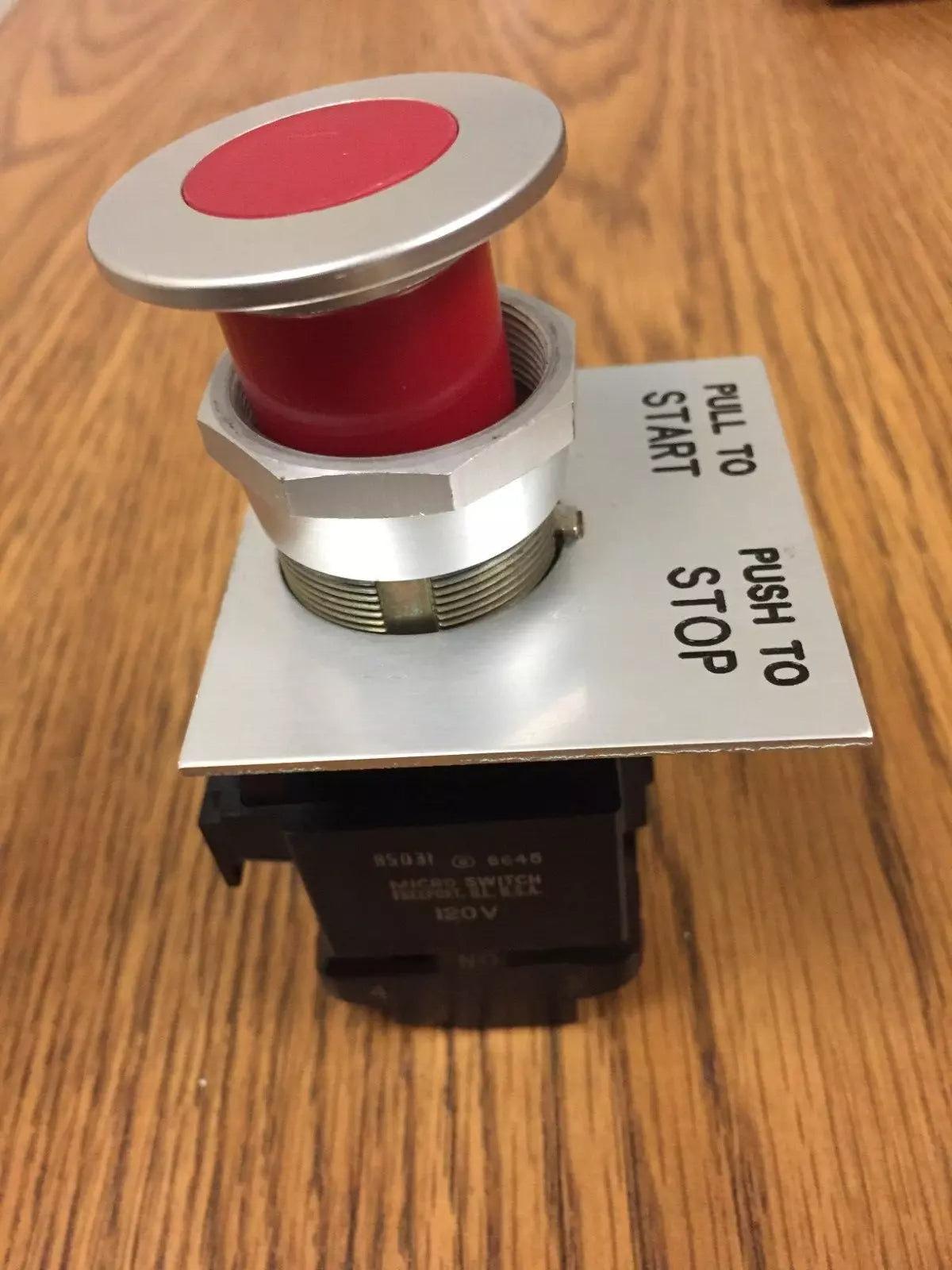 Micro Switch PTY 2311 Push-Pull Switch 2-Position