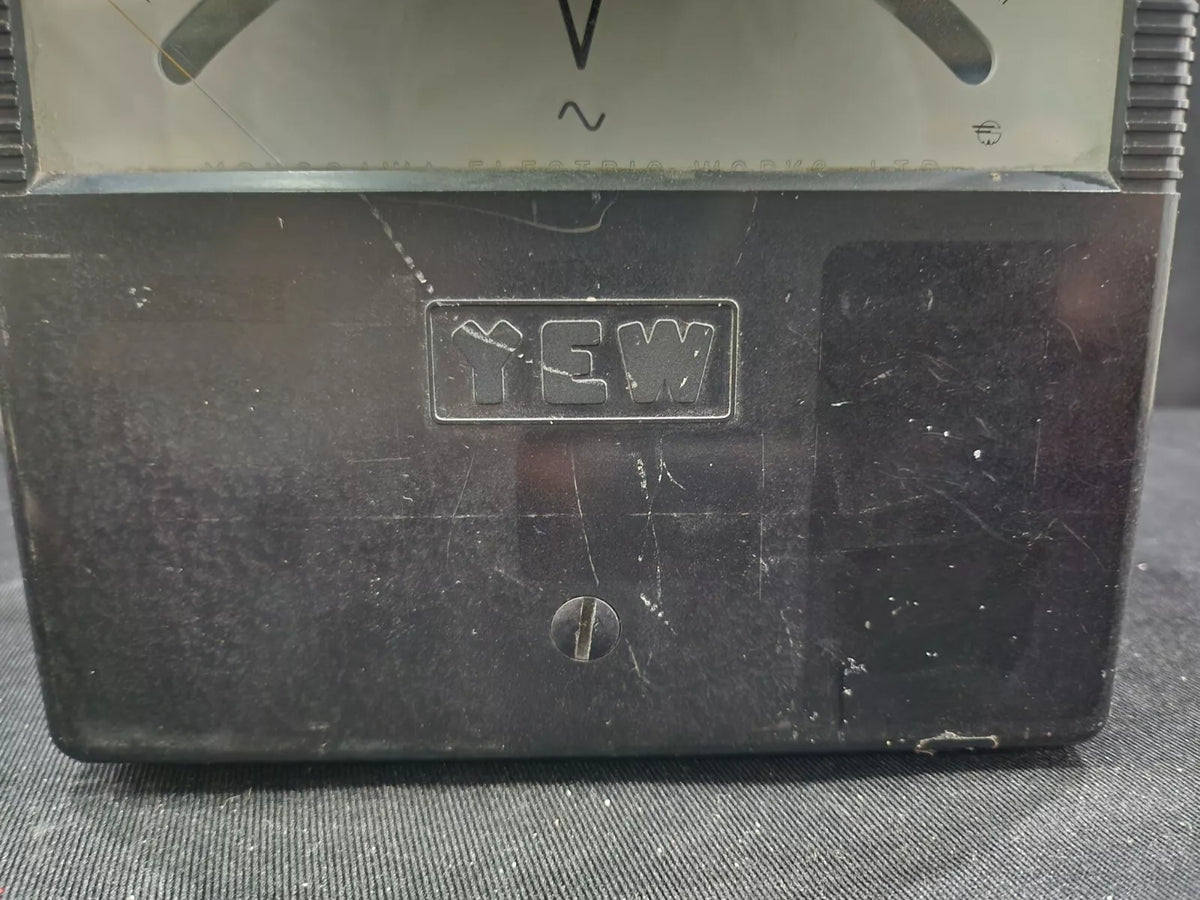 Yokogawa Voltage Meter: Digital Display, AC/DC Measurements