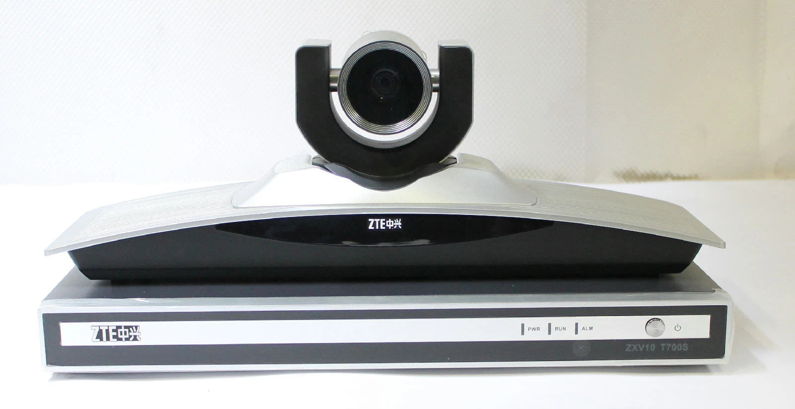 ZTE ZXV10 T700S HD Video Conference Terminal w 1080p Camera, Microphone & Remote