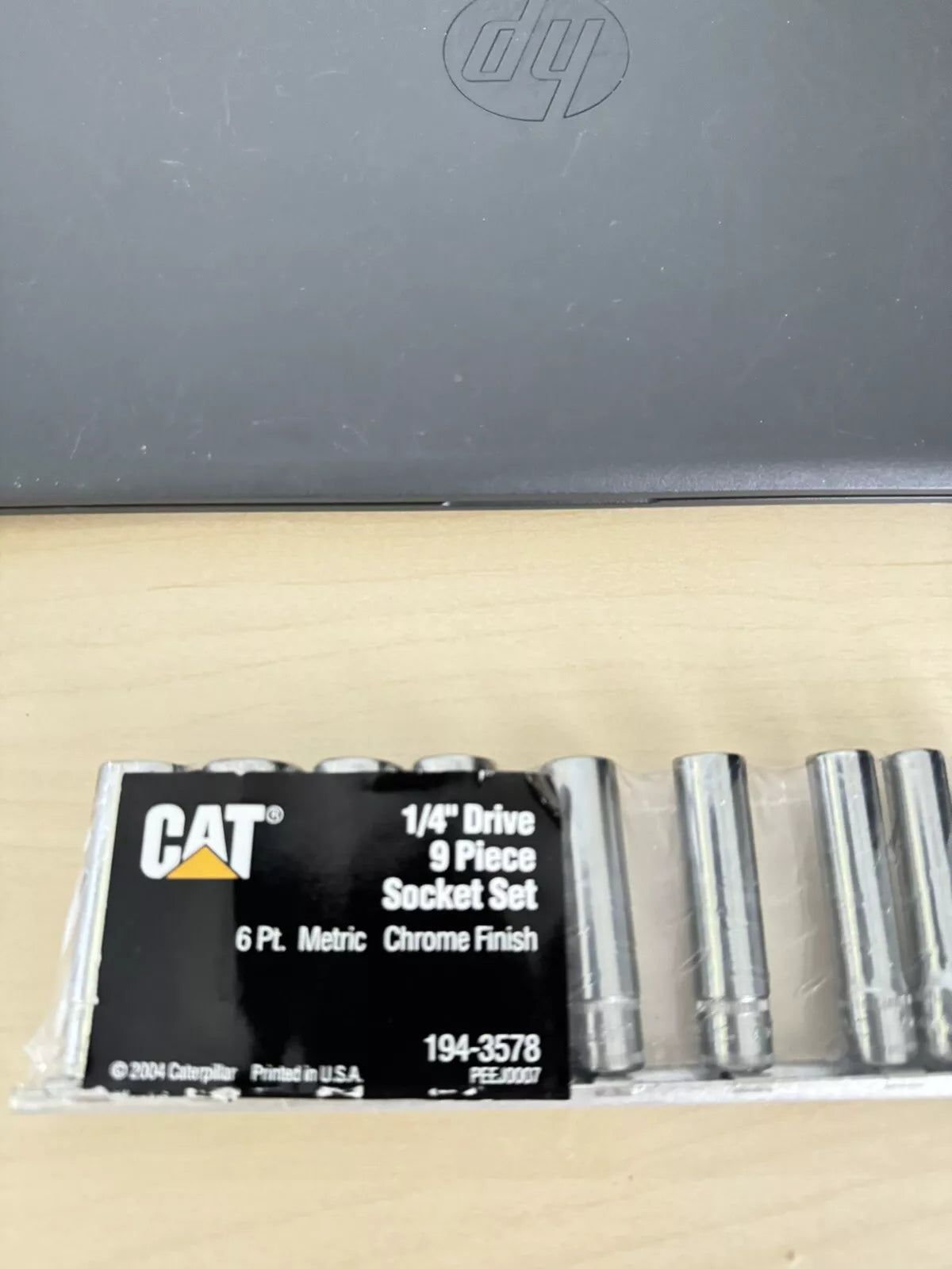 CAT 194-3578 1/4 Drive 9 Piece Socket Set 6 Pt. Metric Chrome Finish