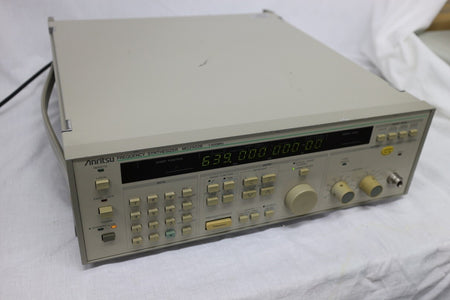1Hz-600MHz Frequency Synthesizer by ANRITSU