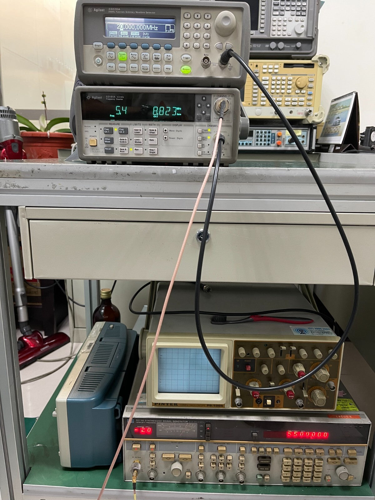 Agilent Keysight 53181A Universal Frequency Counter 10 digits/s ( 12.4GHz )