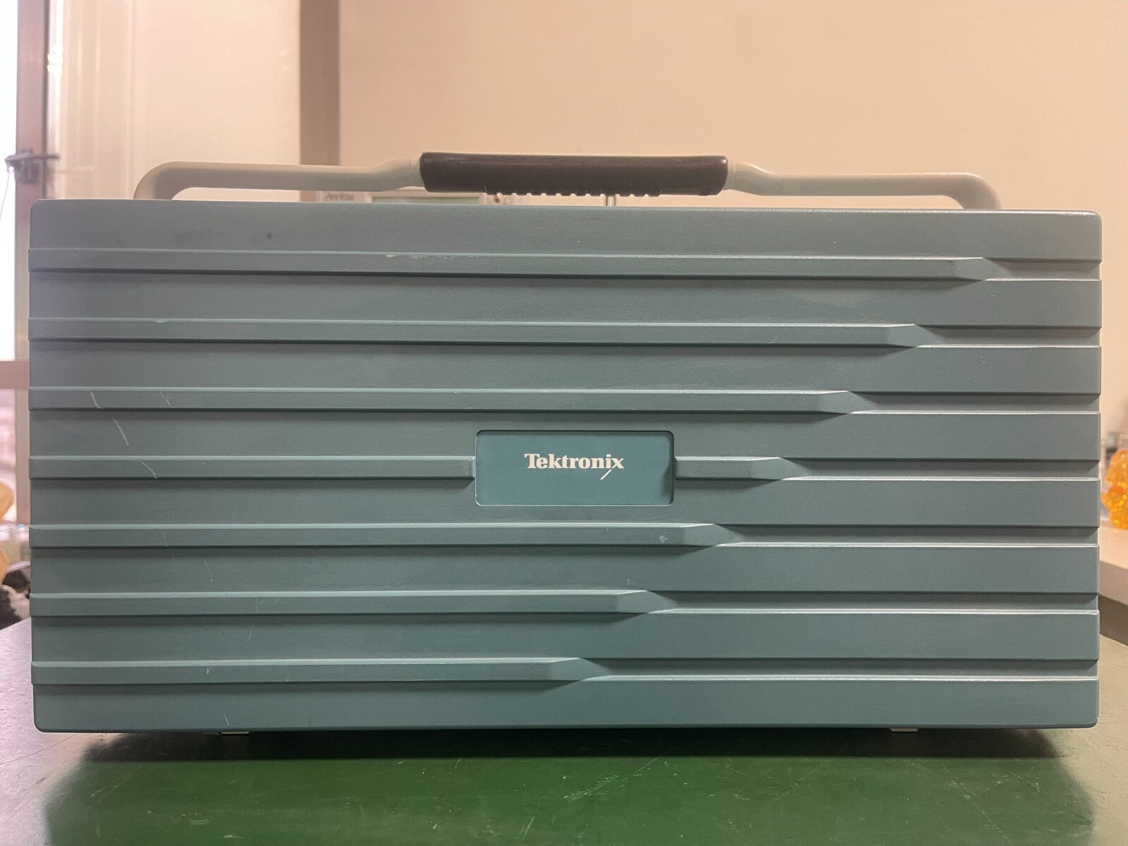Tektronix DPO4034 Digital Phosphor Oscilloscope 350MHz 4 Channel , 2.5GS/s _2023 - XG eqpt
