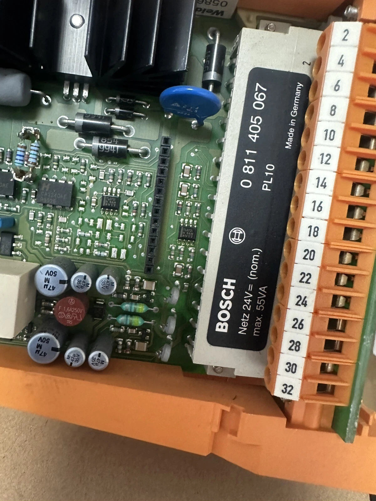 PL10-AGC1 0811405067 Smart PLC Module for Industrial Automation