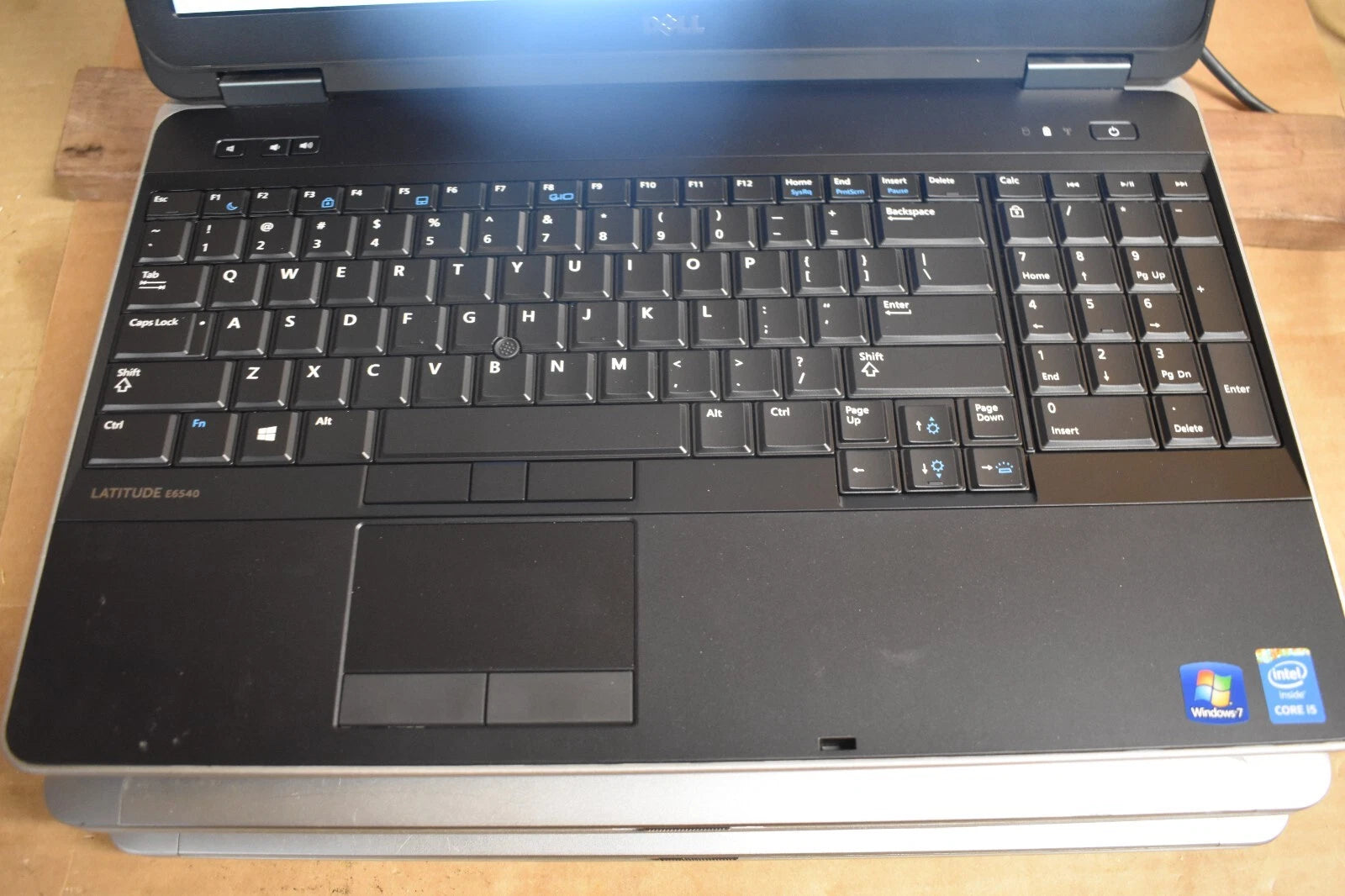 Compact Anainstr Mini Air Purifier with HEPA Filter