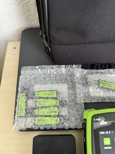 NetAlly AirCheck G3 Pro Wireless Tester Kit with 1-6 Wire View w/Bag & Cables
