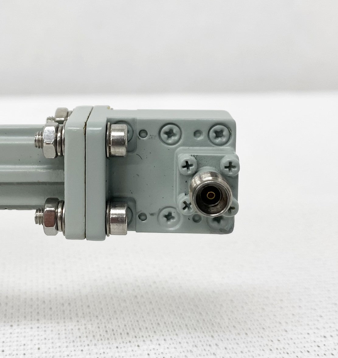 Standard Gain Horn Antenna by Microwave Factory