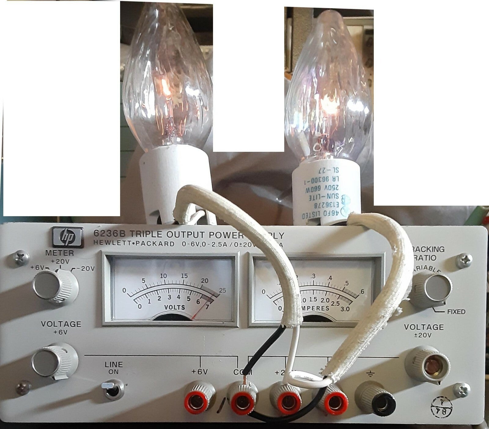 HP 6236B Lab Power Supply