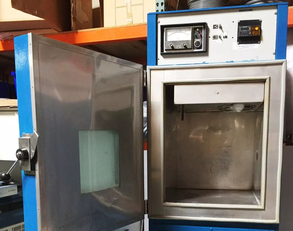 Thermotron EL-1200 Environmental Cycle Test Chamber -77°C to 177°C