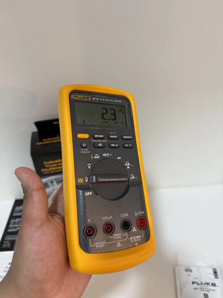Fluke 87-V Industrial True RMS Digital Multimeter (MFG 2024)