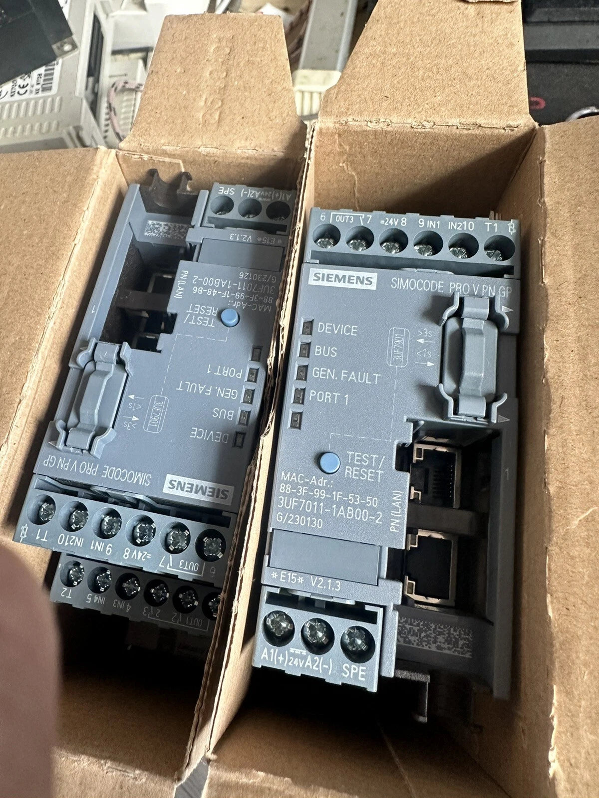 SIMOCODE Pro V/PROFINET DC2 3UF7011-1AB00-2