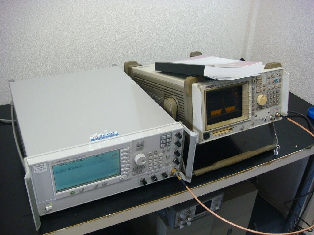 ADVANTEST R3271 100Hz-26.5 GHz Spectrum Analyzer