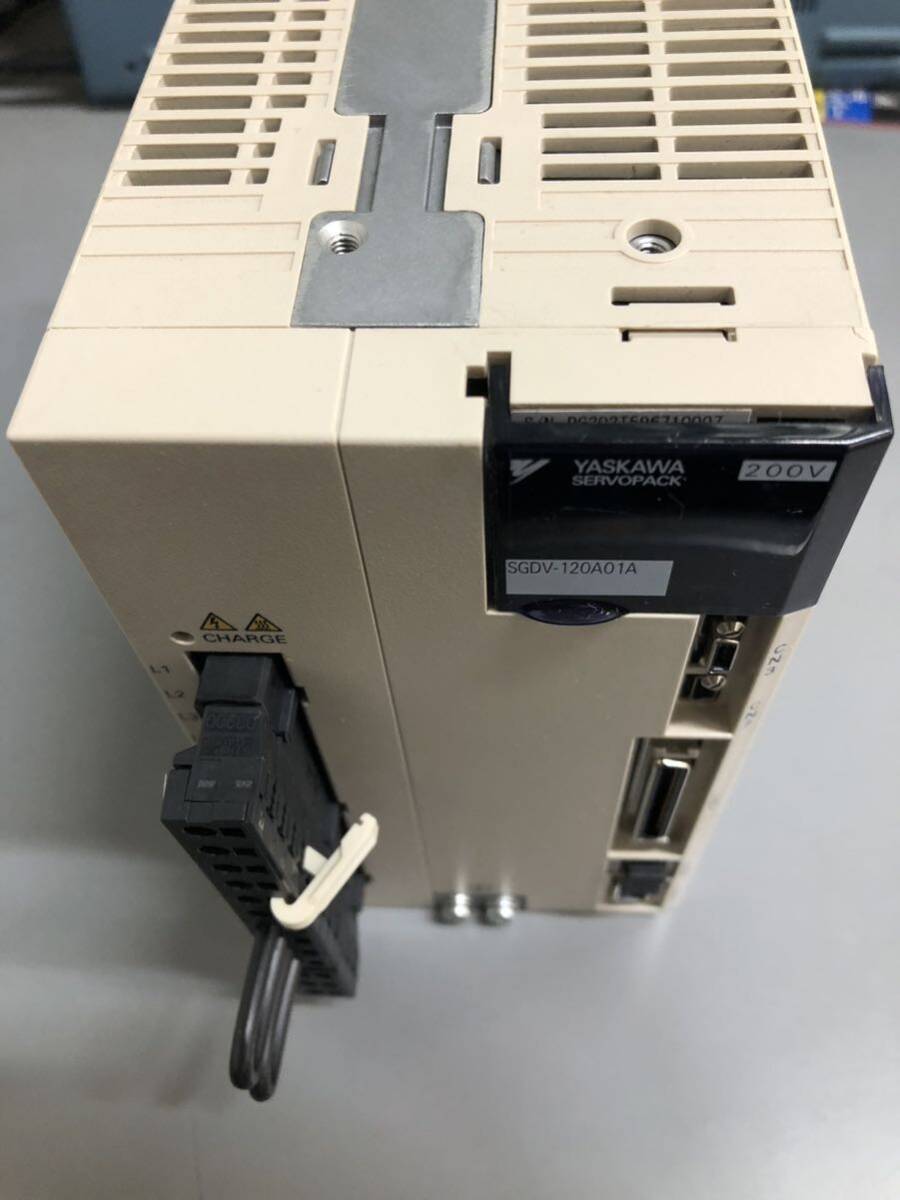 Yaskawa SGDV-120A01A AC Servopack Drive