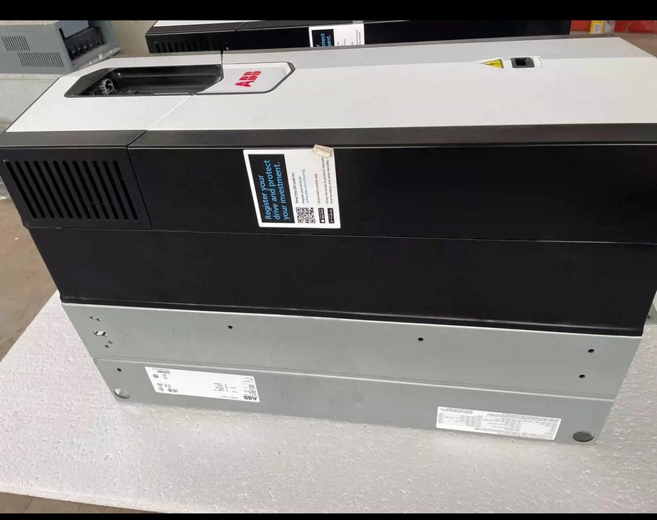 ABB ACS880-01-145A-3 Drive: 145A Current Rating
