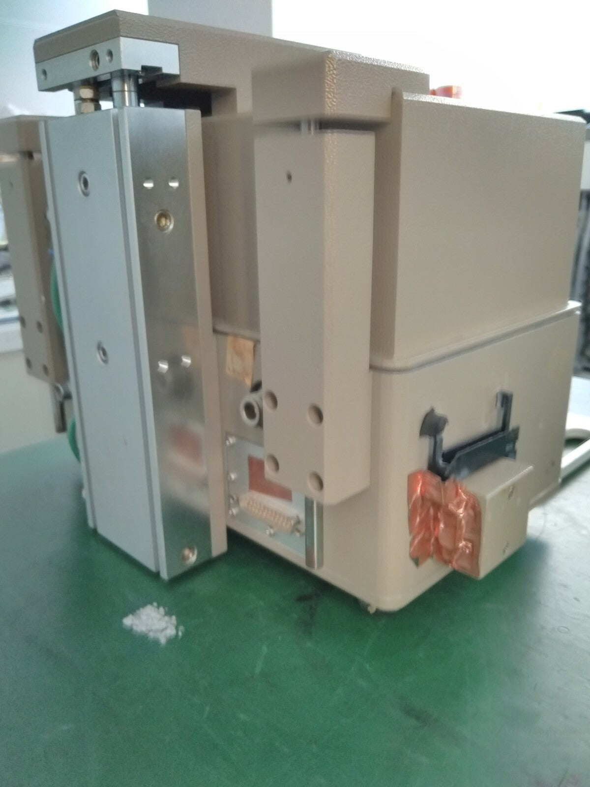 Tescom TC-5942A Test cell , w/ TC-93030A test fixture - XG eqpt