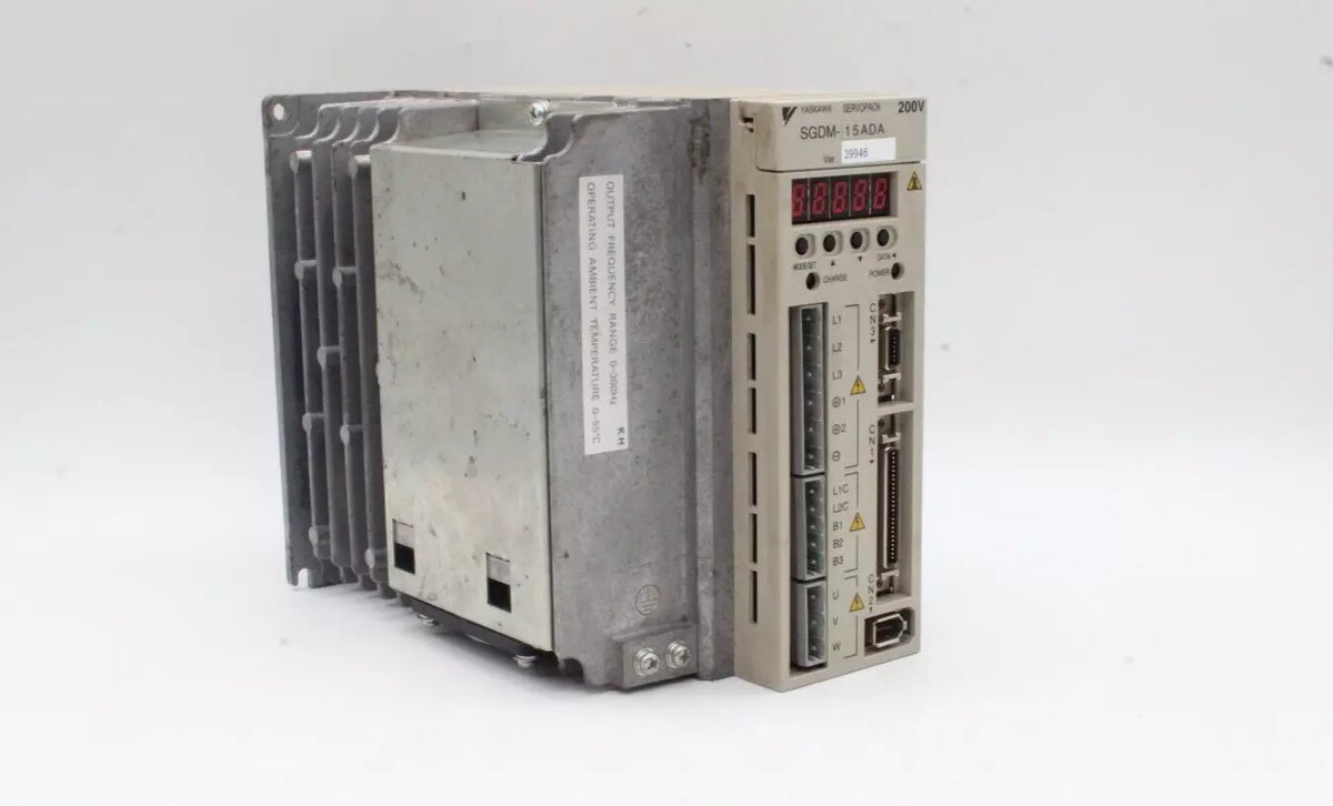 YASKAWA SGDM-15ADA AC Servo Drive 1.5KW 3-Phase 2HP SIGMA SERIES