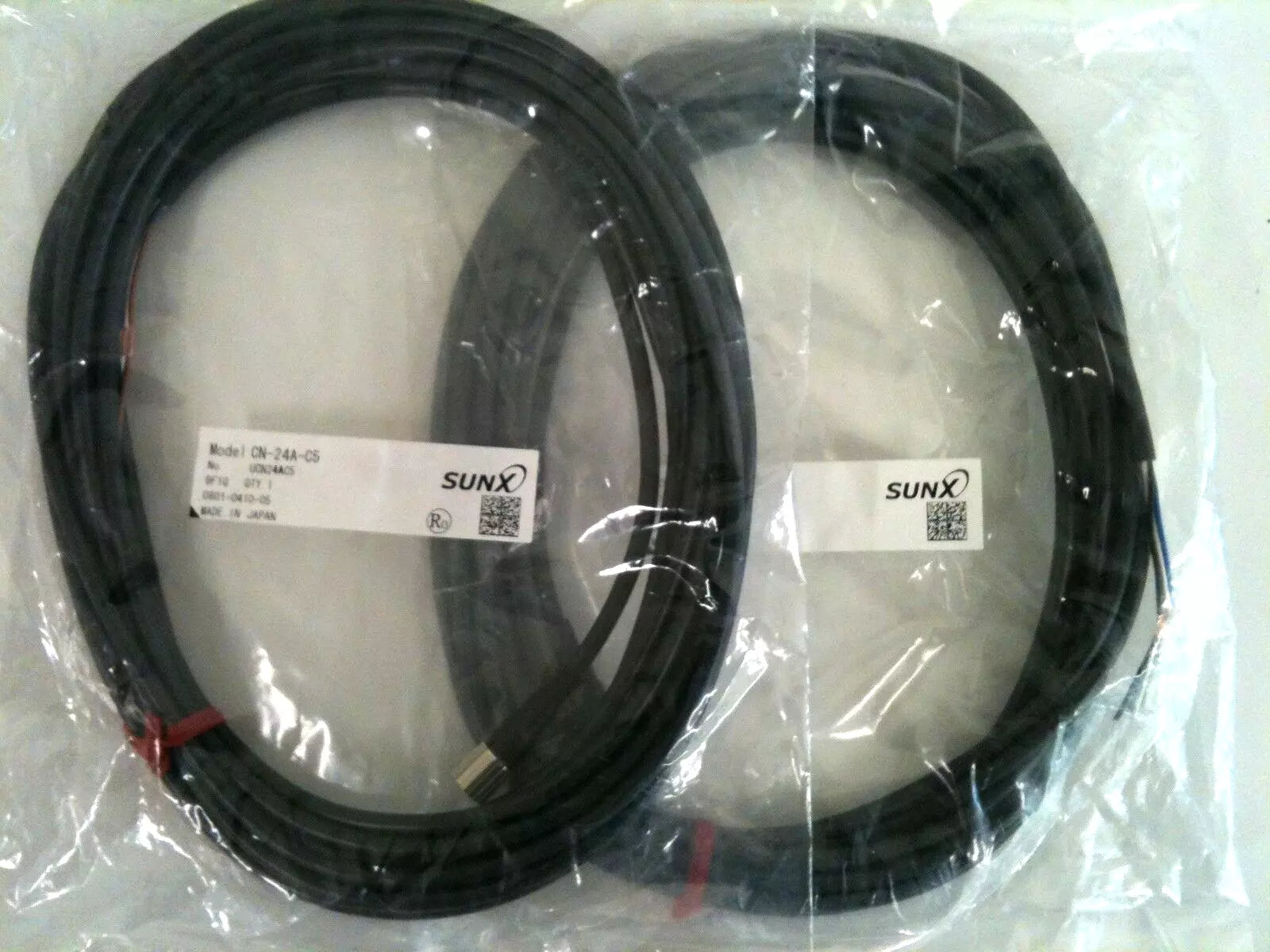 Panasonic / SunX CN-24A-C5 Cable, Length 16.4ft (5M)