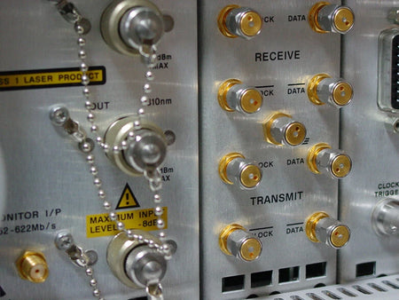 Agilent OmniBER725 Communication Analyzer J1409A-OP002/106/602/UK6