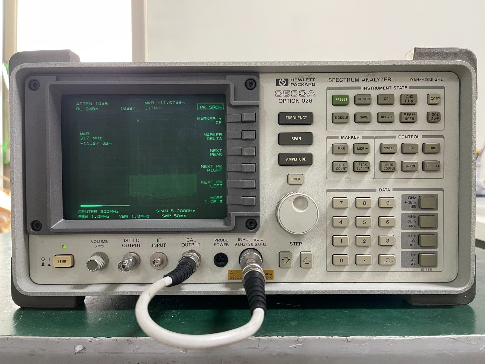 HP Agilent 8563A spectrum analyzer 9KHz to 26.5GHz w/ 85620A_01172 , Calibrated