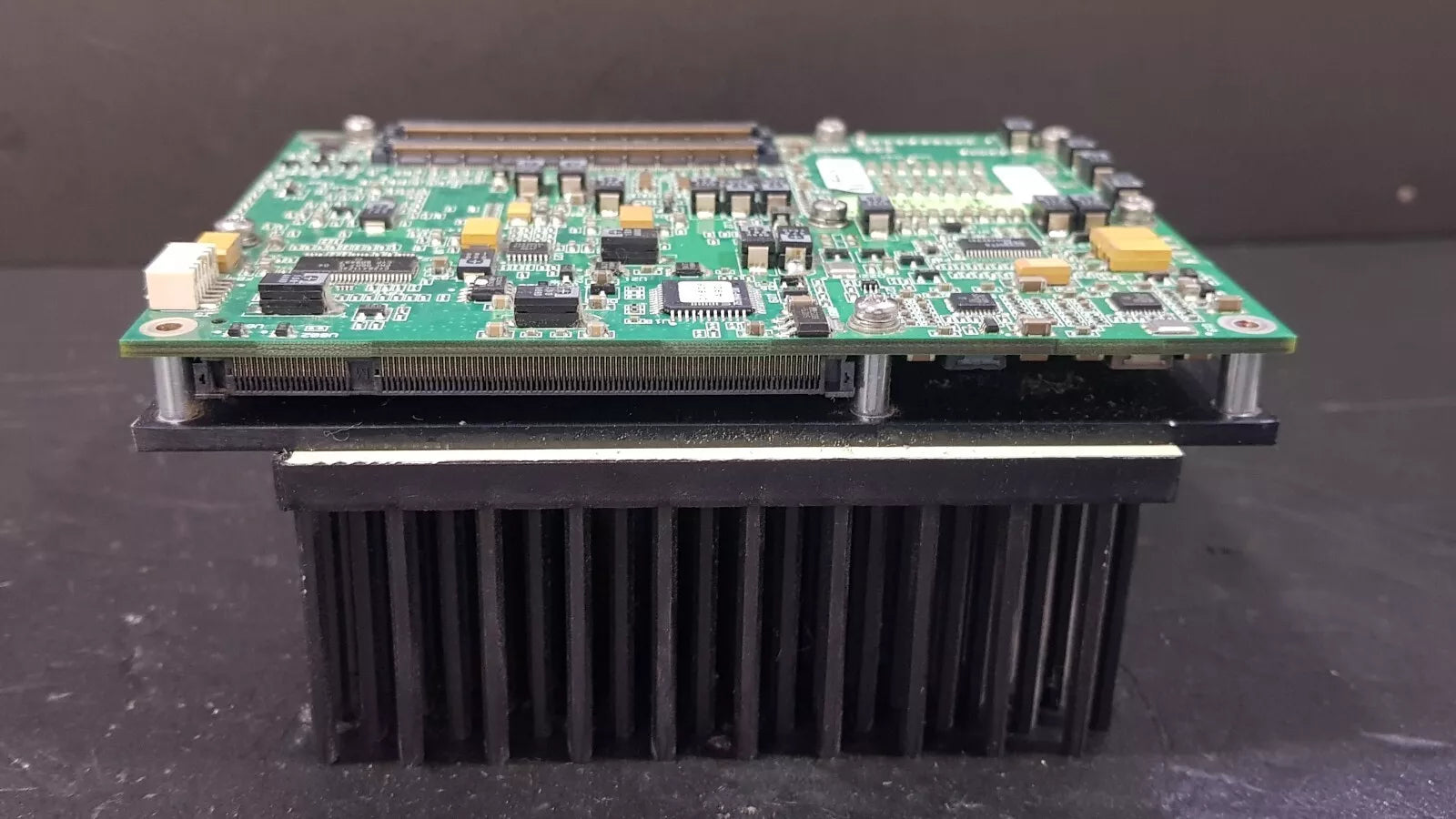 Kontron 38001-0000-20-0: ETX CPU Board for Industrial Applications