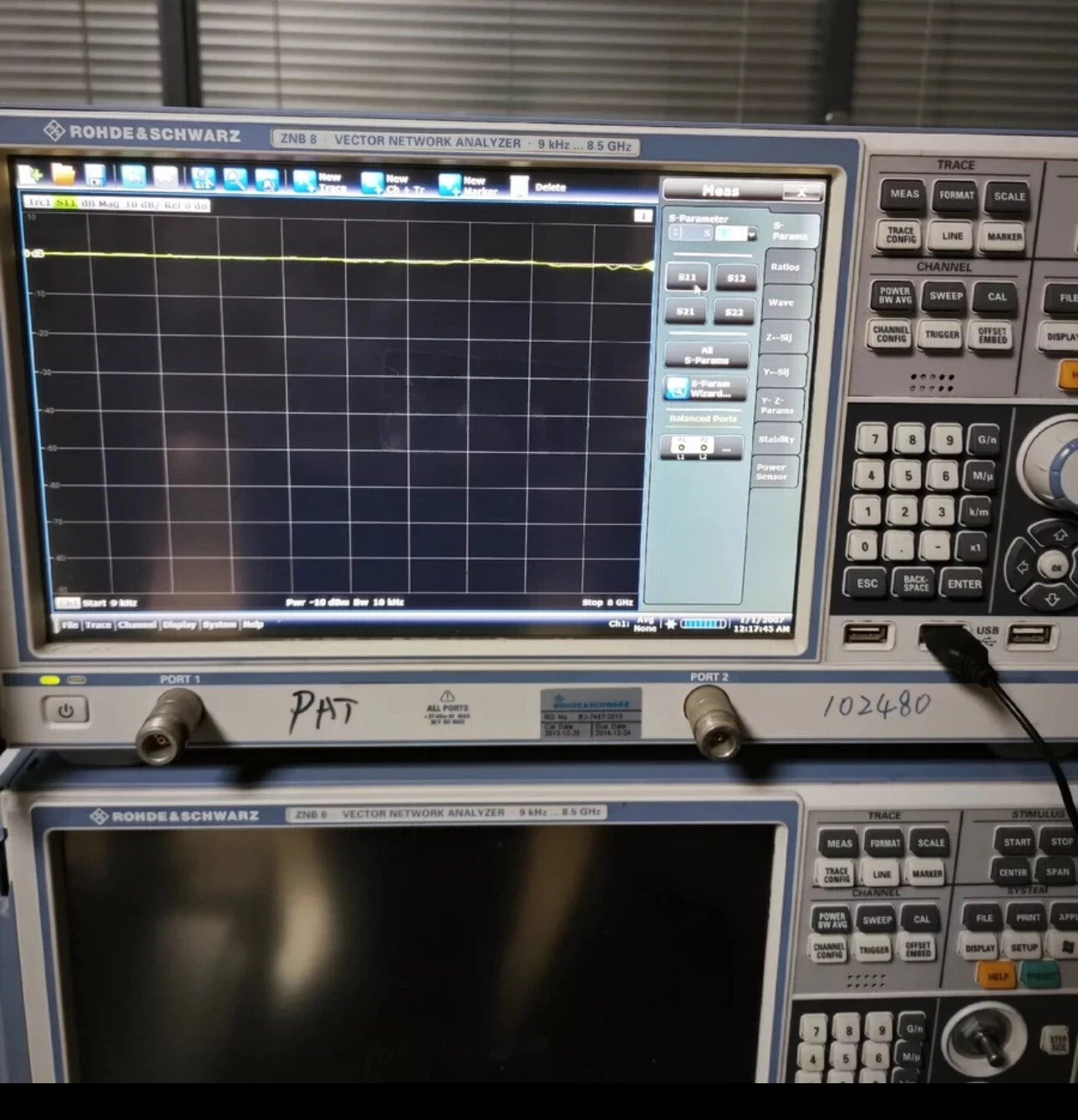Rohde&Schwarz ZNB8 Vector Network Analyzer 8.5GHz 2-Port R&Sznb8