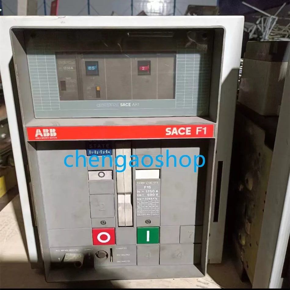 1PCS Used ABB SACE F1 F1S In=1250A Ue=690V