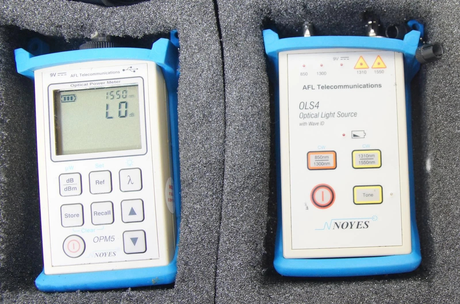 AFL Noyes OPM5 Optical Power Meter w OLS4 Optical Light Source