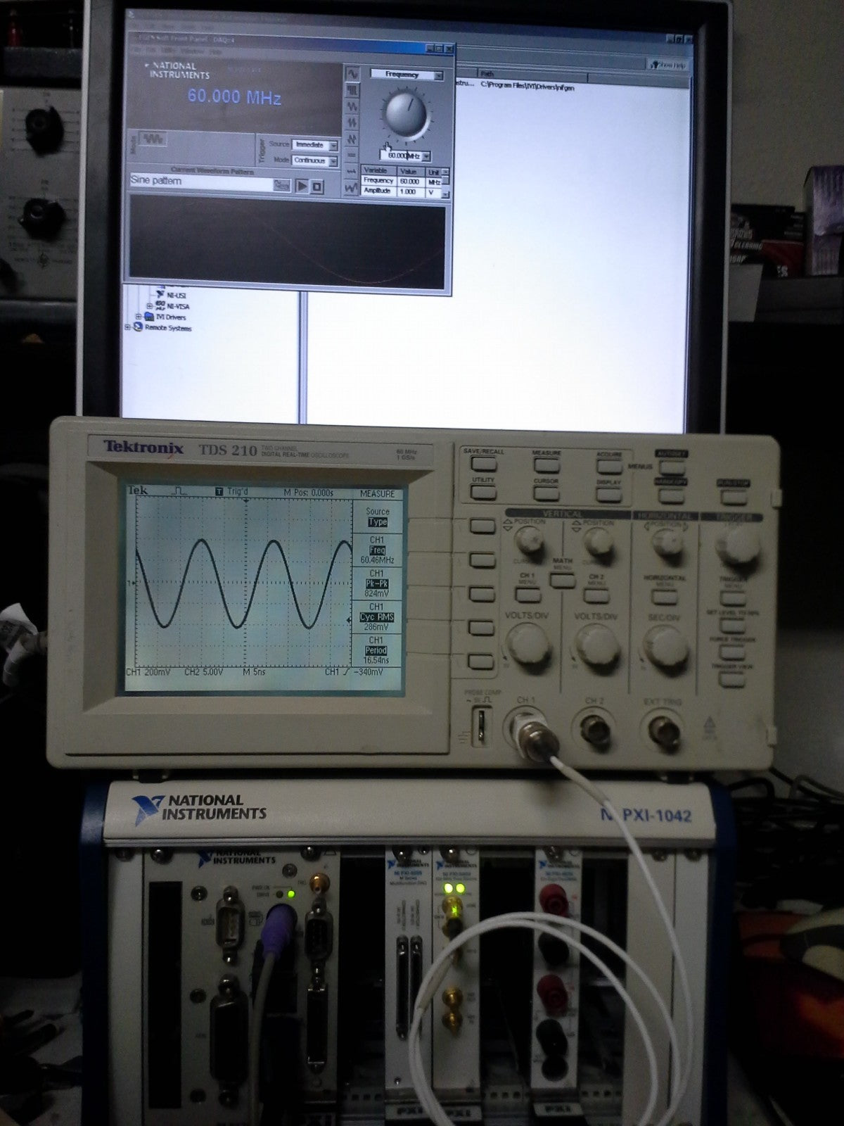 National Instruments PXI-5404 Frequency Source