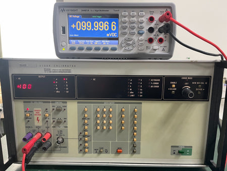 Fluke 5100A Calibrator (Front panel updated To 5100B Series Specifications)_5022 - XG eqpt