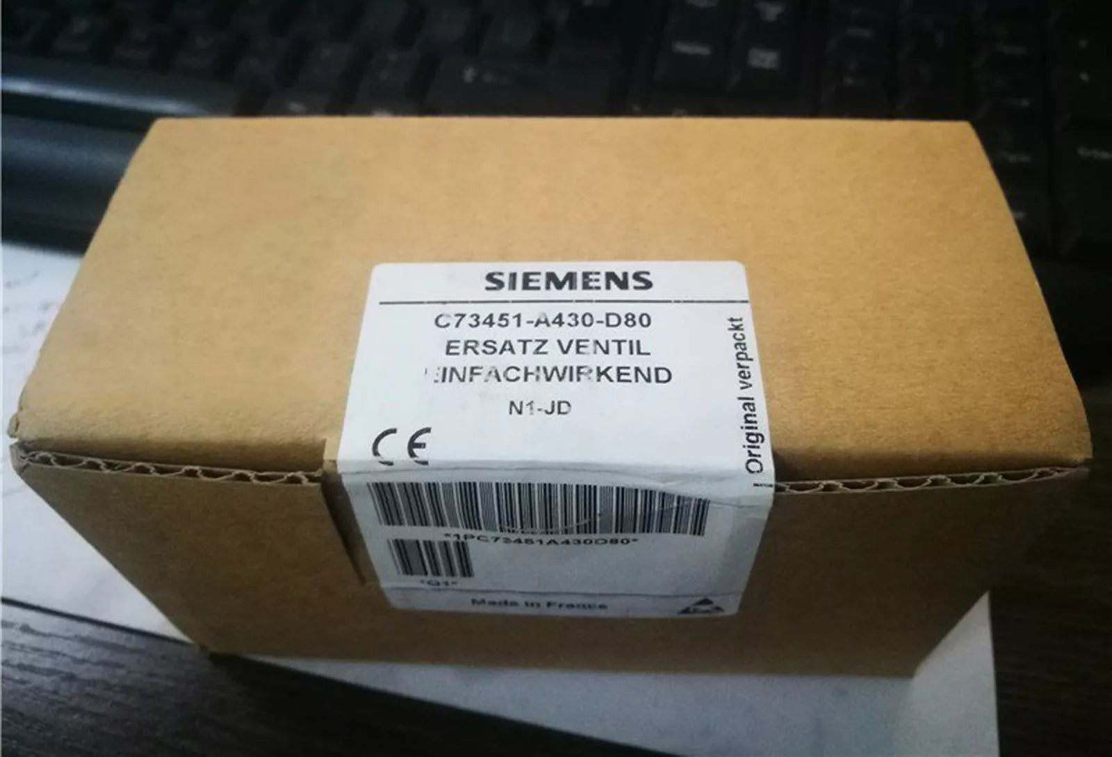 New Siemens C73451-A430-D80 Pneumatic Block for Industrial Use
